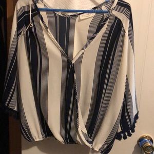 Brands new with out tag super cute !!